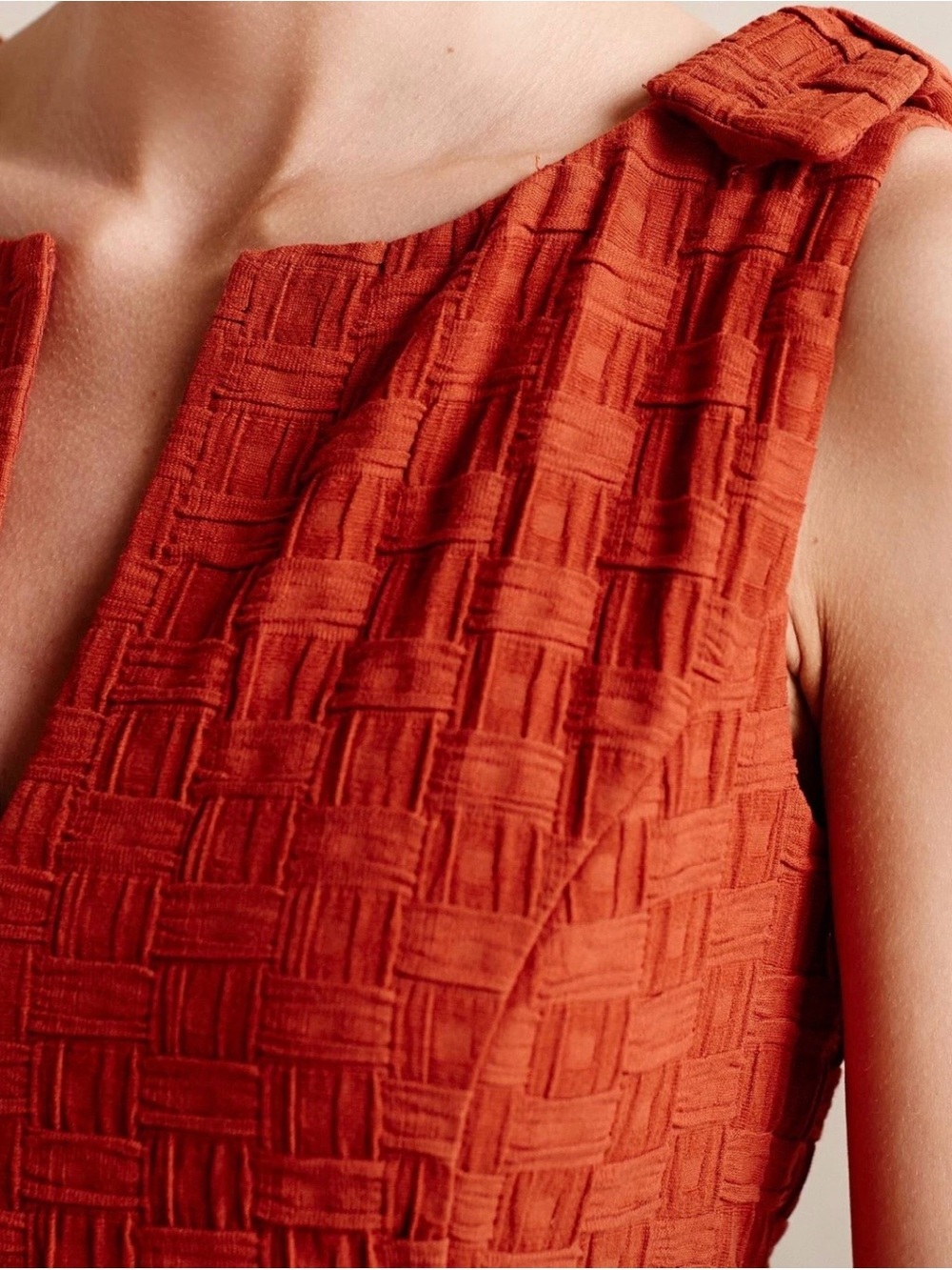 Stunning textured sheath Burnt Orange dress by Tabitha Anthropologie size 0 - Picture 3 of 13